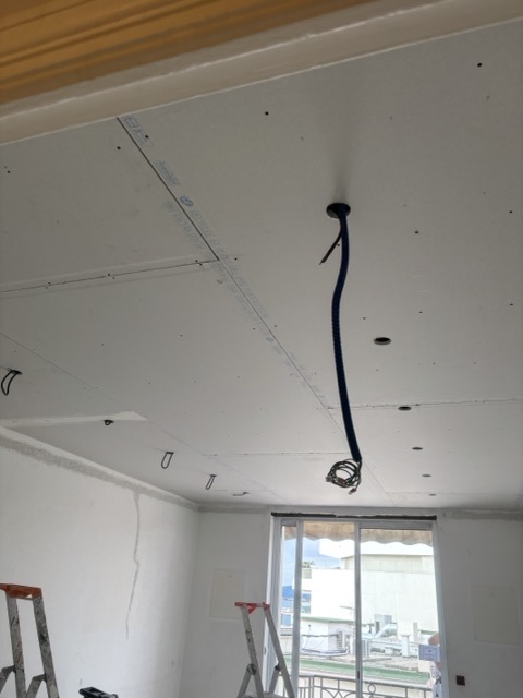 travaux installation electrique led au plafond